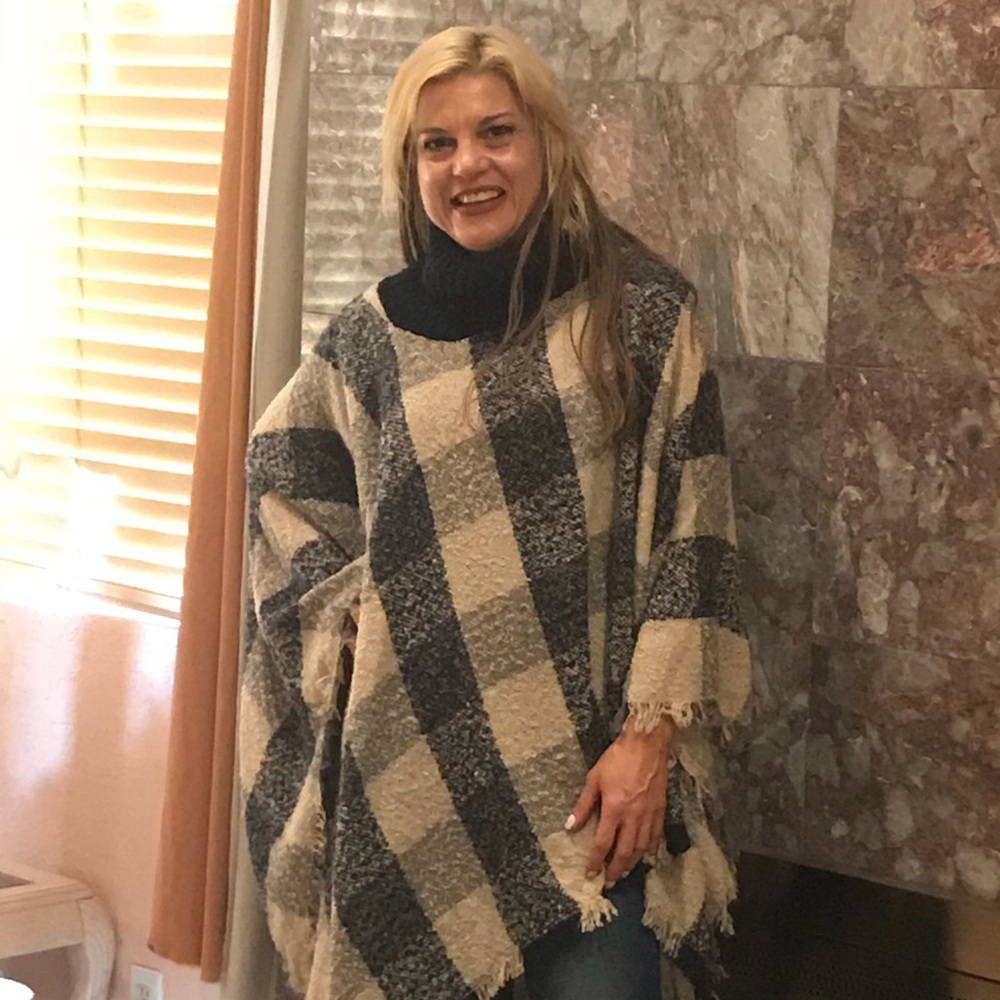 Poncho style - Picture 8 of 8